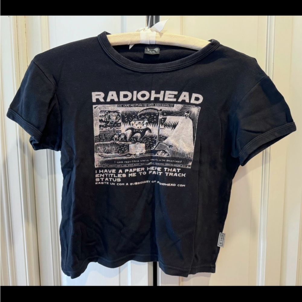 Radiohead "I Have A Paper Here That Entitles Me To Fast Track Status" Shirt